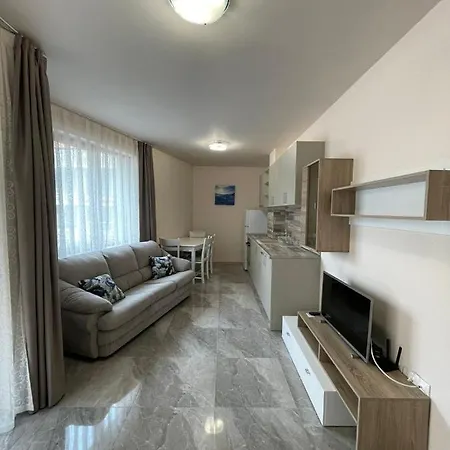 Royal Apartment *