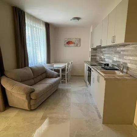 Royal Apartment *
